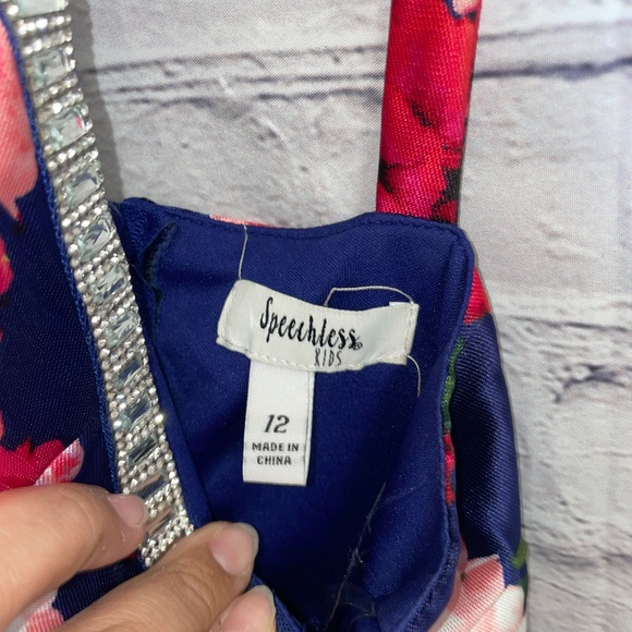 Beautiful party Girl Dress size 12 - Picture 9 of 13